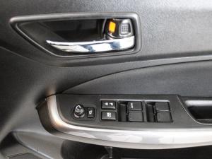 Suzuki Swift 1.2 GLX auto - Image 15