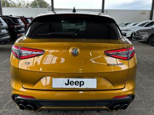 Alfa Romeo Stelvio Quadrifoglio Q4 - Image 7