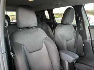 Jeep Renegade 1.4T Longitude - Image 19