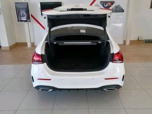 Mercedes-Benz A-Class A200 sedan Progressive - Image 11