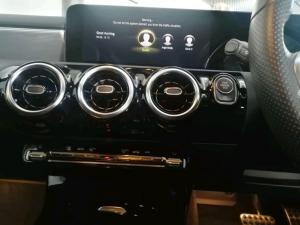 Mercedes-Benz A-Class A200 sedan Progressive - Image 17