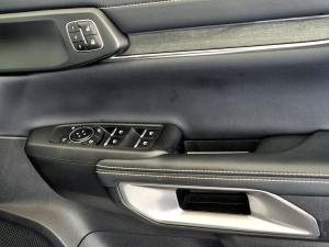 Ford Everest 3.0TD V6 4WD Platinum - Image 19
