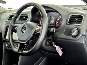 Volkswagen Polo Vivo hatch 1.6 Style - Image 11