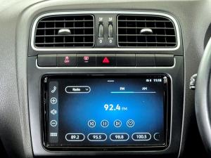 Volkswagen Polo Vivo hatch 1.6 Style - Image 15