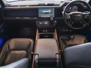 Land Rover Defender 110 D300 X - Image 14