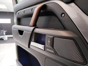 Land Rover Defender 110 D300 X - Image 17