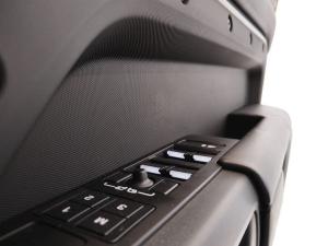 Land Rover Defender 110 D300 X - Image 19