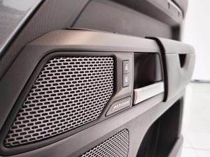 Land Rover Defender 110 D300 X - Image 20
