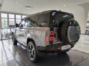 Land Rover Defender 110 D300 X - Image 4