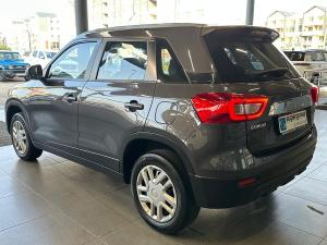 Suzuki Vitara Brezza 1.5 GL - Image 5