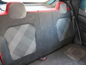 Renault Kwid 1.0 Zen - Image 17