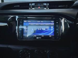 Toyota Hilux 2.0 single cab S (aircon) - Image 10