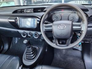 Toyota Hilux 2.0 single cab S (aircon) - Image 11
