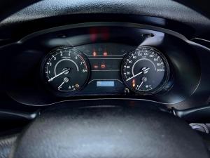 Toyota Hilux 2.0 single cab S (aircon) - Image 13