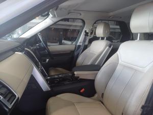 Land Rover Discovery HSE Td6 - Image 14