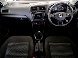 Volkswagen Polo Vivo hatch 1.4 Comfortline - Image 12