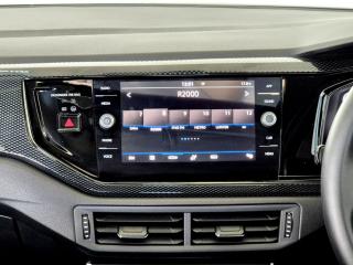 Volkswagen Polo hatch 1.0TSI Life manual