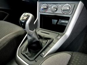 Volkswagen Polo hatch 1.0TSI Life manual - Image 16