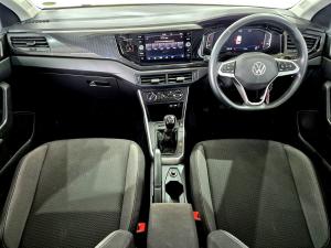 Volkswagen Polo hatch 1.0TSI Life manual - Image 13