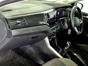 Volkswagen Polo hatch 1.0TSI Life manual - Image 14