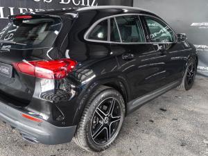 Mercedes-Benz GLA GLA200 Progressive - Image 6