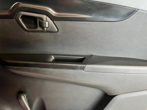 Mahindra KUV100 Nxt 1.2 G80 K2+ #DARE - Image 9