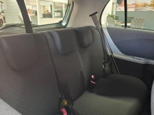 Toyota Yaris 1.3 5-door T3 - Image 10