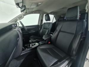Toyota Fortuner 2.4GD-6 auto - Image 12