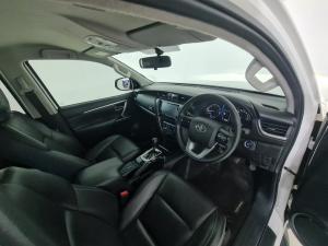 Toyota Fortuner 2.4GD-6 auto - Image 9