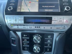 Toyota Land Cruiser Prado 4.0 VX - Image 14