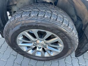 Toyota Land Cruiser Prado 4.0 VX - Image 19