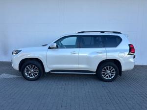 Toyota Land Cruiser Prado 4.0 VX - Image 22