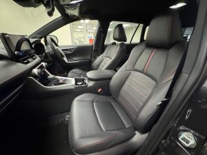 Toyota RAV4 2.5 Plug-In Hybrid E-Four - Image 9