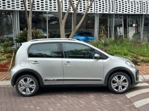 Volkswagen up! cross up! 5-door 1.0 - Image 6