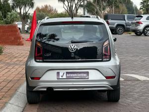 Volkswagen up! cross up! 5-door 1.0 - Image 8