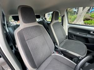 Volkswagen up! cross up! 5-door 1.0 - Image 19