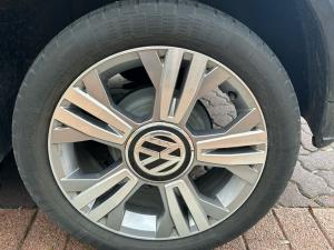 Volkswagen up! cross up! 5-door 1.0 - Image 21