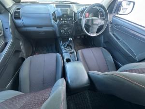 Isuzu KB 250D-Teq double cab Hi-Rider - Image 8