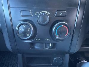 Isuzu KB 250D-Teq double cab Hi-Rider - Image 17