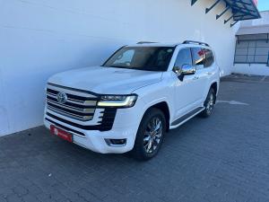 Toyota Land Cruiser 300 3.5T ZX - Image 14