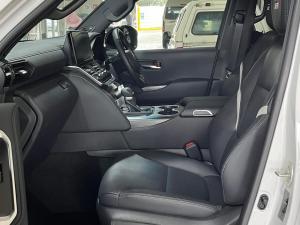 Toyota Land Cruiser 300 3.3D GR-Sport - Image 17