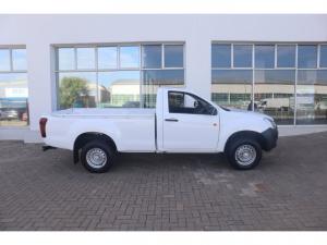 Isuzu D-Max Gen 6 250 single cab Fleetside safety - Image 4
