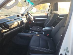Toyota Hilux 2.4GD-6 double cab 4x4 Raider auto - Image 7