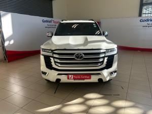 Toyota Land Cruiser 300 3.3D ZX - Image 4