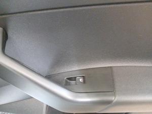 Volkswagen Polo hatch 1.0TSI Comfortline - Image 12