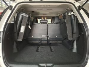 Toyota Fortuner 2.4GD-6 4X4 automatic - Image 10