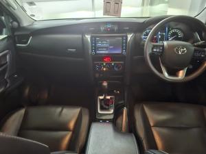 Toyota Fortuner 2.4GD-6 4X4 automatic - Image 6