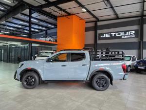 Nissan Navara 2.5DDTI PRO-2X automatic D/C - Image 5