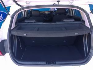 Hyundai i20 1.4 Motion auto - Image 9