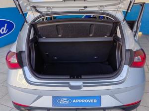 Hyundai i20 1.4 Motion auto - Image 10